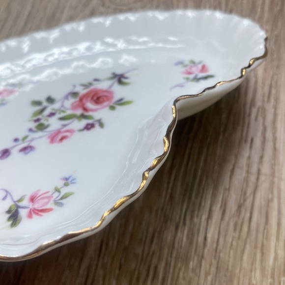 Vintage ADDERLEY ENGLISH BONE CHINA HEART SHAPED TRINKET DISH FLORAL Gold Trim - Picture 4 of 4